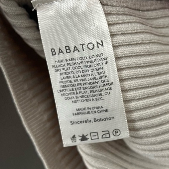 Aritzia Babaton Sculpt Knit Long Sleeve Off White Polo Size Small - Picture 7 of 7